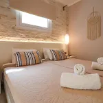 Andreas Hideaway