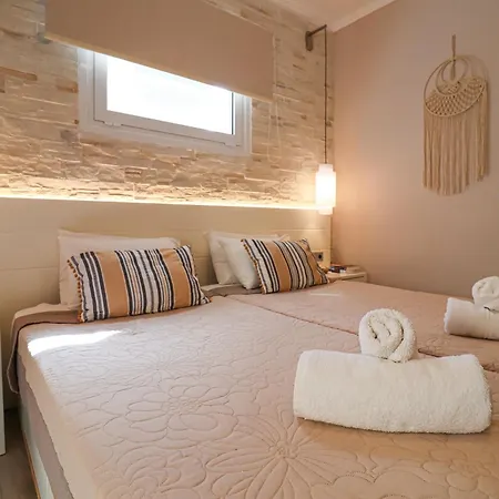 Andreas Hideaway